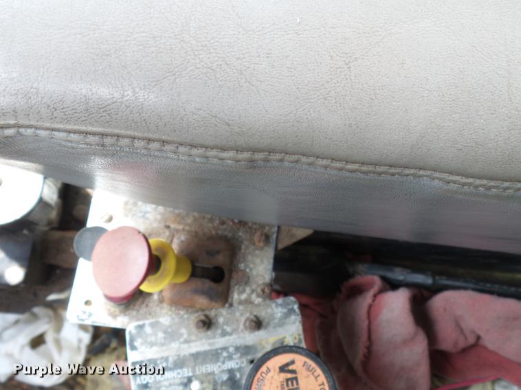 image for item DD2301 1998 Freightliner FL70 dump truck