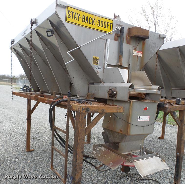 image for item DD2304 Swenson spreader