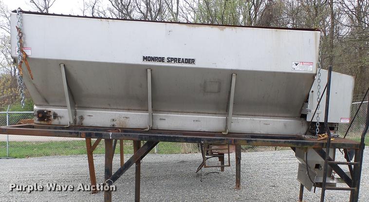 image for item DD2305 Monroe MO-120-50-44 spreader