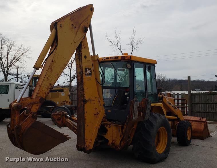 image for item DD4046 1991 John Deere 510C backhoe
