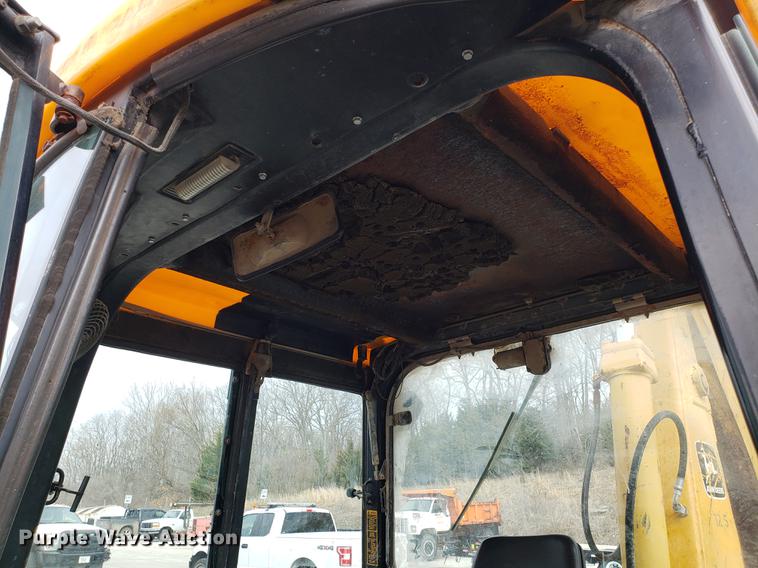 image for item DD4046 1991 John Deere 510C backhoe