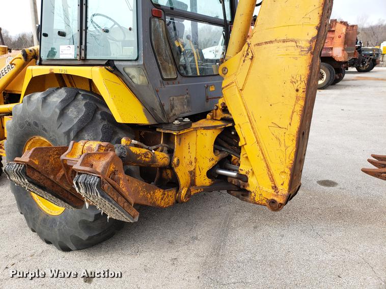 image for item DD4046 1991 John Deere 510C backhoe
