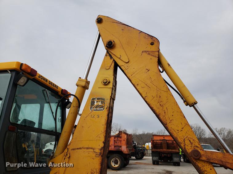 image for item DD4046 1991 John Deere 510C backhoe