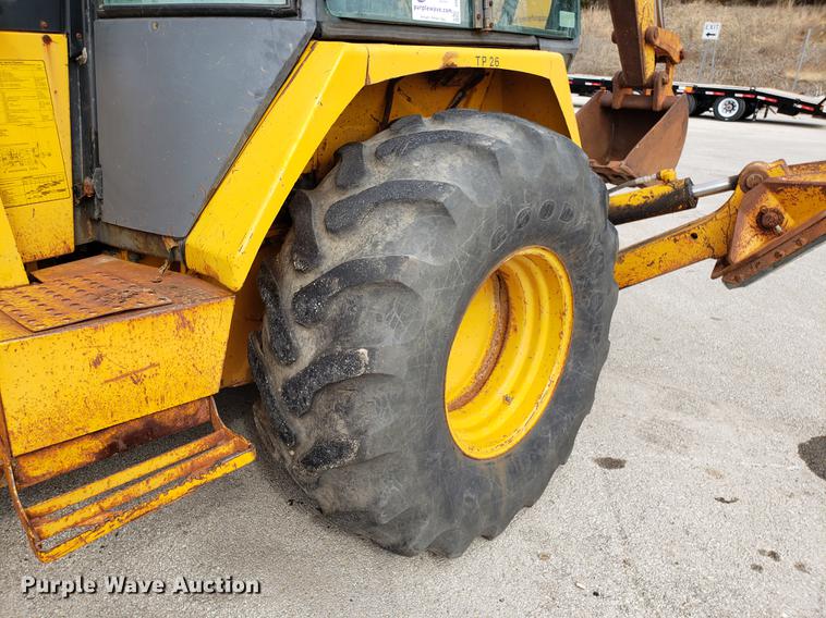 image for item DD4046 1991 John Deere 510C backhoe