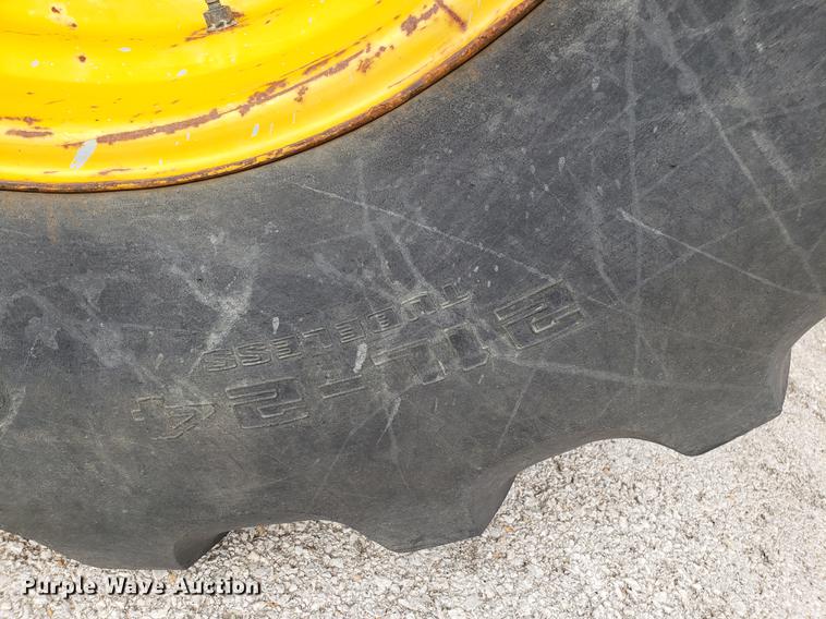 image for item DD4046 1991 John Deere 510C backhoe