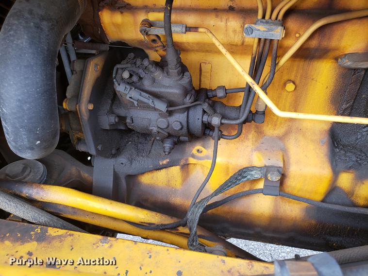 image for item DD4046 1991 John Deere 510C backhoe