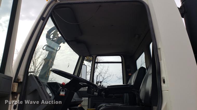 image for item DD4047 1997 Ford CF8000 pothole patcher truck