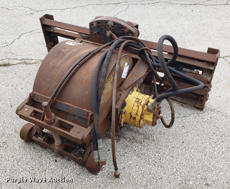 image for item DD4056 (5) skid steer attachments