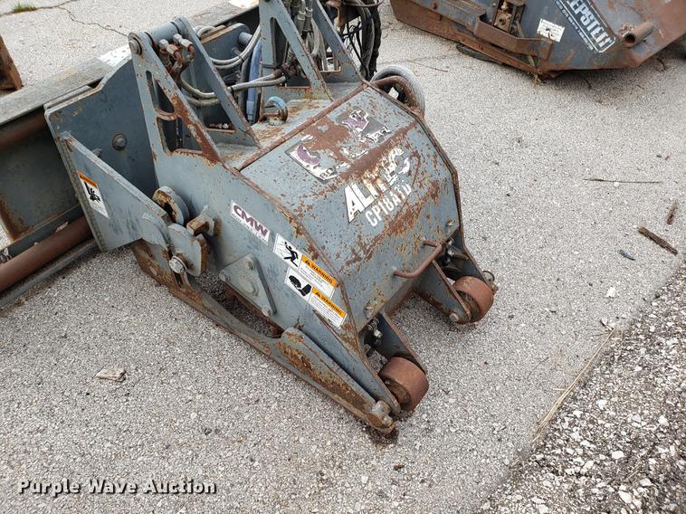 image for item DD4056 (5) skid steer attachments