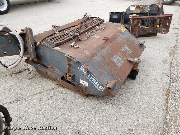 image for item DD4056 (5) skid steer attachments