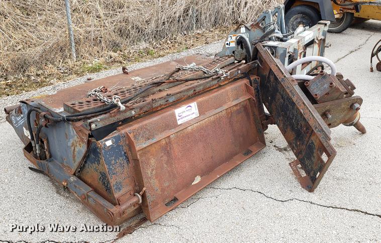 image for item DD4056 (5) skid steer attachments