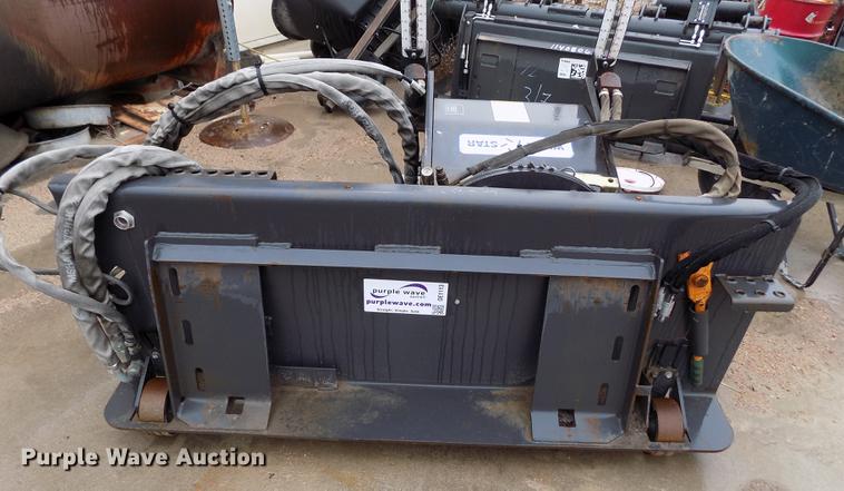 image for item DE1113 Melroe Bobcat cold planer