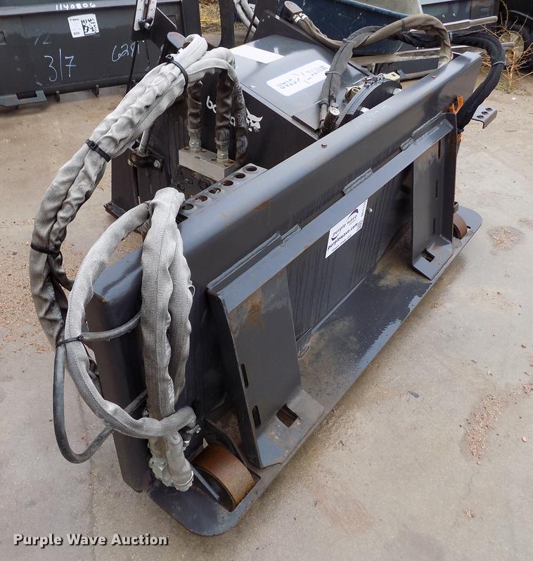image for item DE1113 Melroe Bobcat cold planer