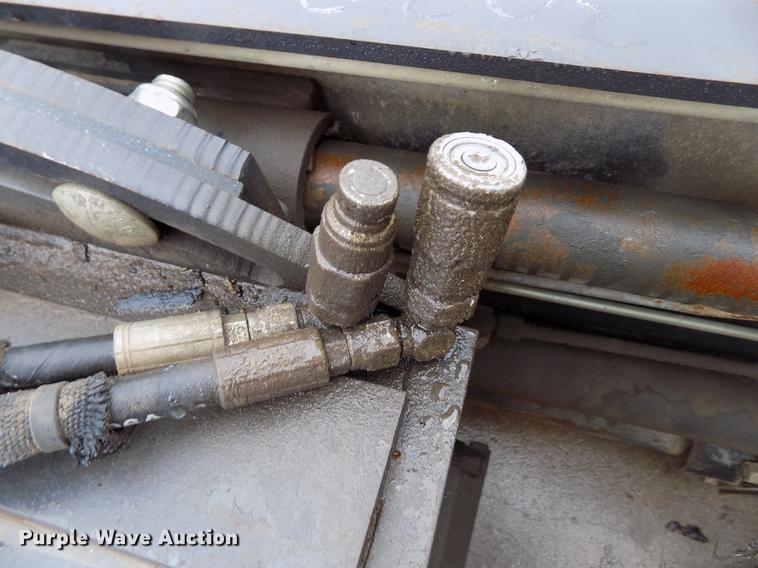 image for item DE1113 Melroe Bobcat cold planer