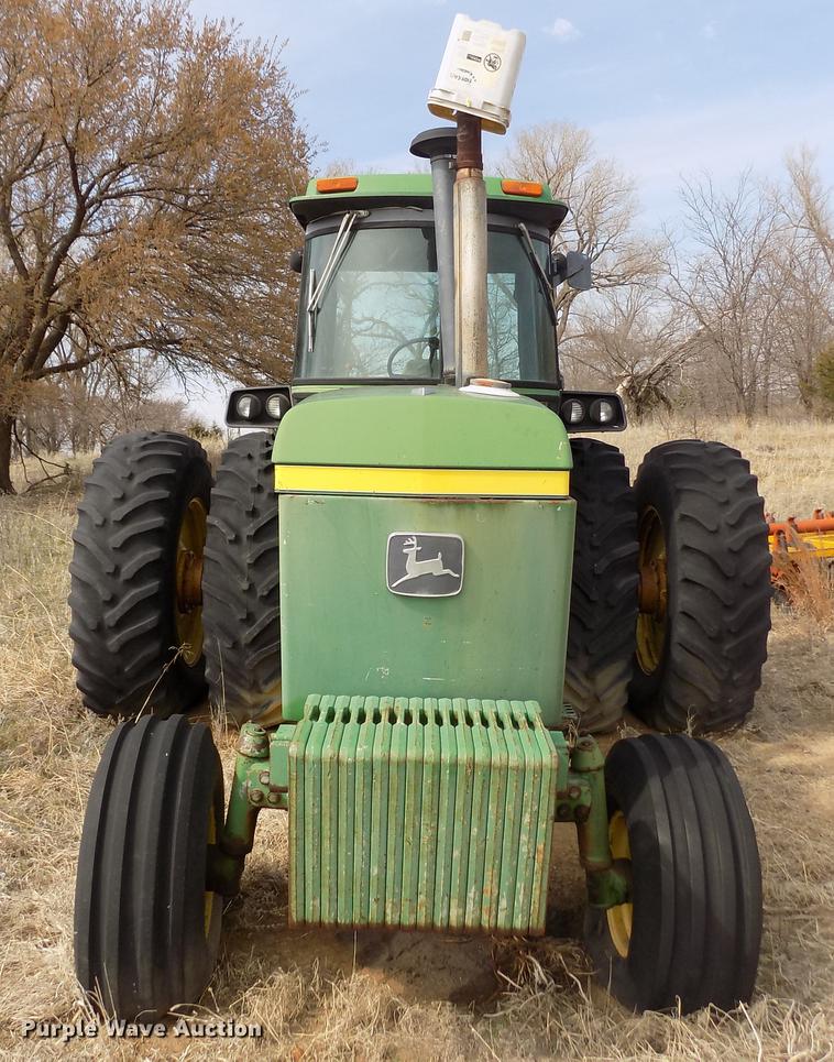 image for item DE1116 1978 John Deere 4640 tractor