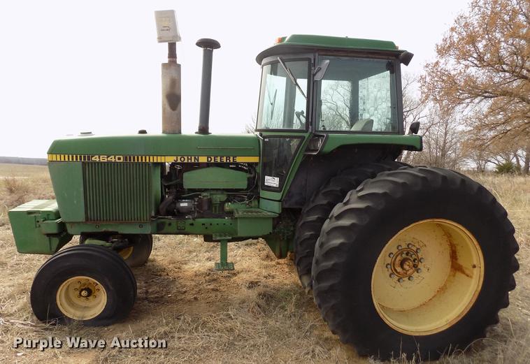 image for item DE1116 1978 John Deere 4640 tractor