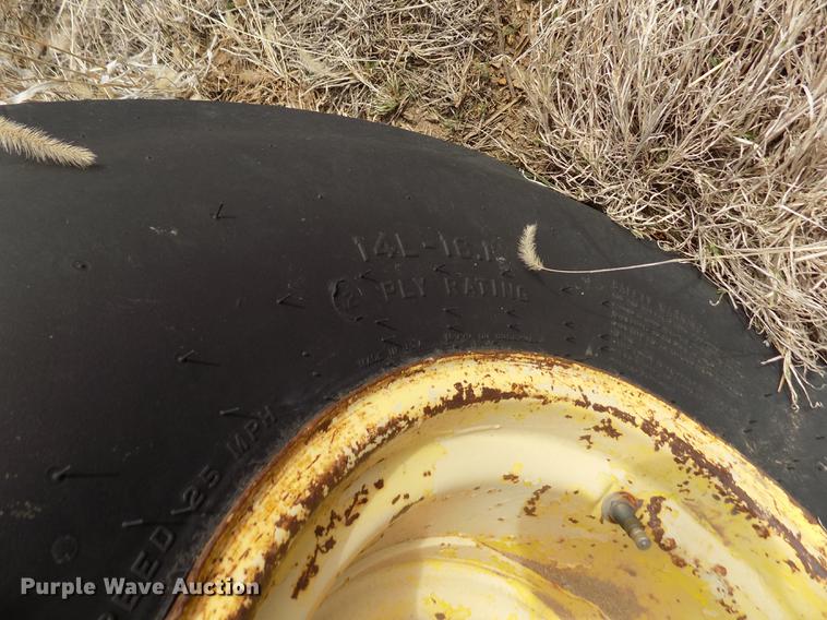 image for item DE1116 1978 John Deere 4640 tractor