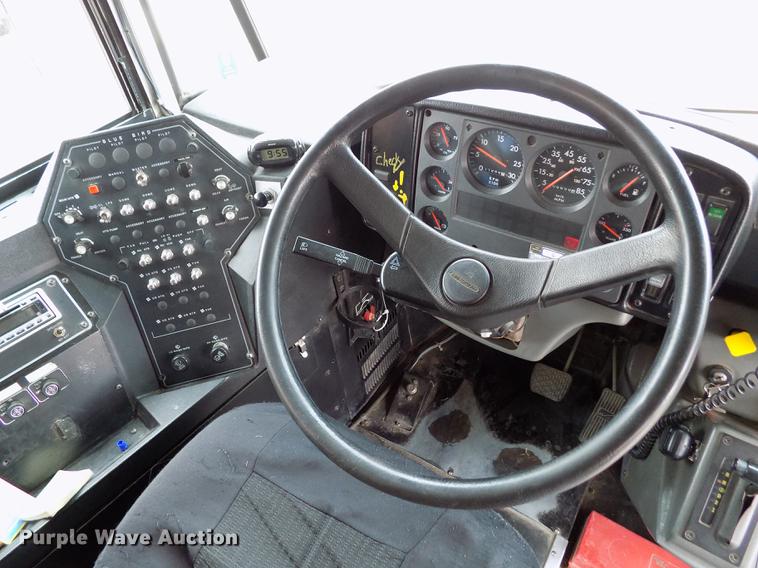 image for item DE1155 2001 Freightliner FS65 Blue Bird school bus