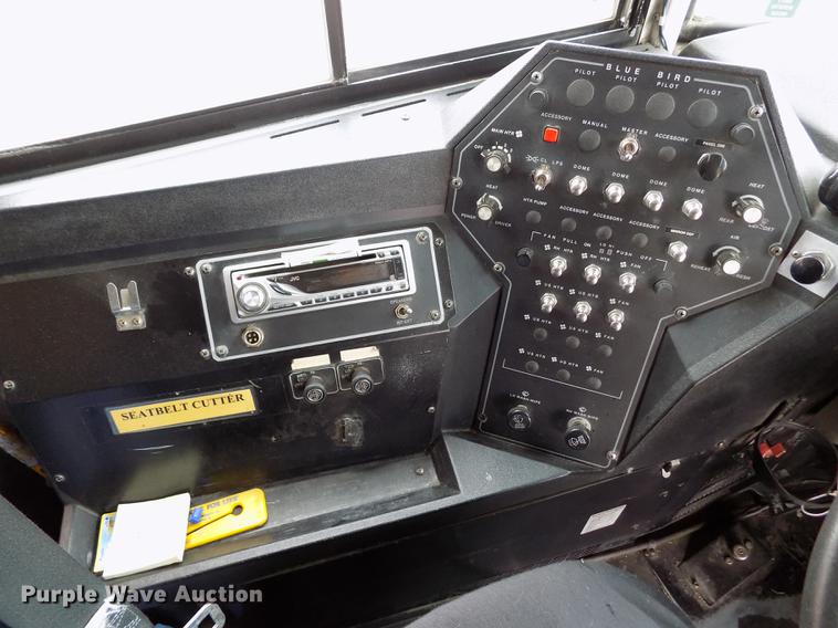 image for item DE1155 2001 Freightliner FS65 Blue Bird school bus