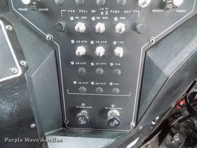 image for item DE1155 2001 Freightliner FS65 Blue Bird school bus