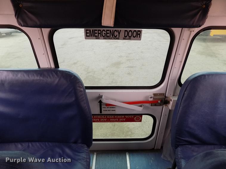 image for item DE1155 2001 Freightliner FS65 Blue Bird school bus