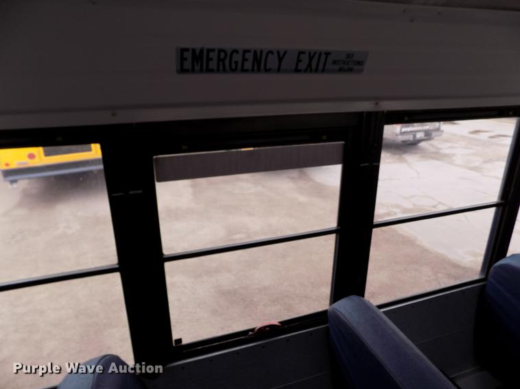 image for item DE1155 2001 Freightliner FS65 Blue Bird school bus