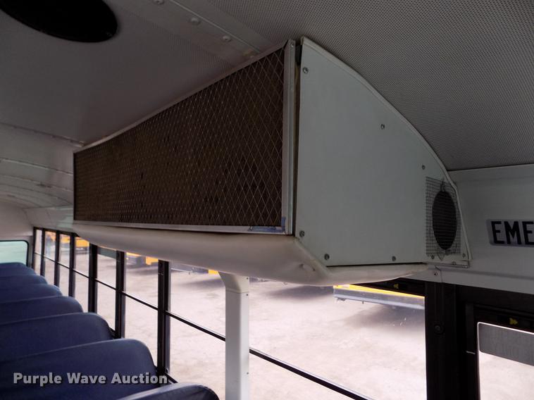 image for item DE1155 2001 Freightliner FS65 Blue Bird school bus