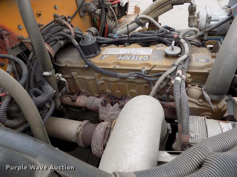 image for item DE1155 2001 Freightliner FS65 Blue Bird school bus