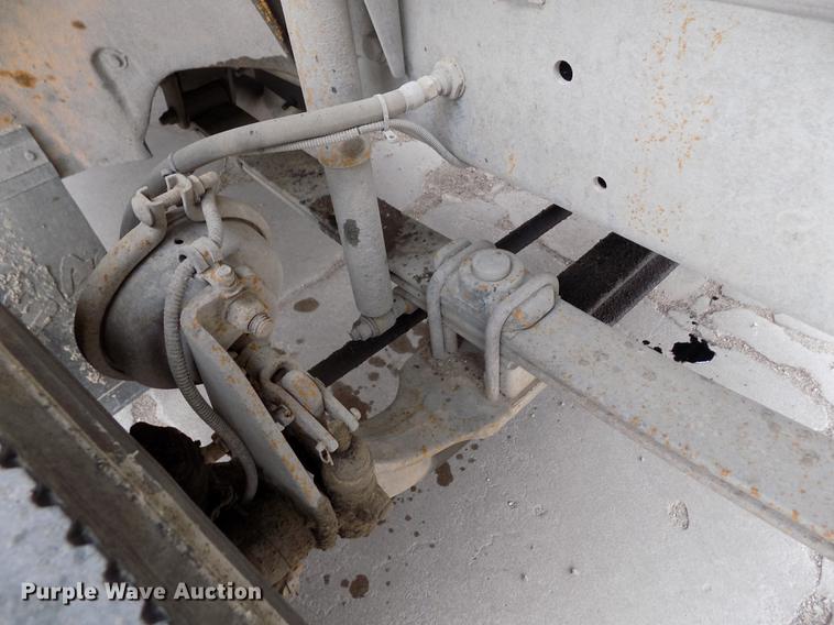 image for item DE1155 2001 Freightliner FS65 Blue Bird school bus