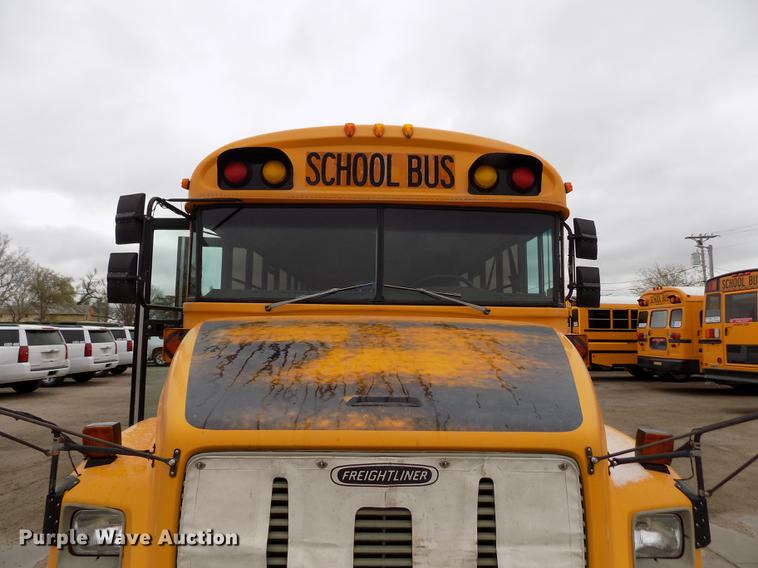 image for item DE1155 2001 Freightliner FS65 Blue Bird school bus