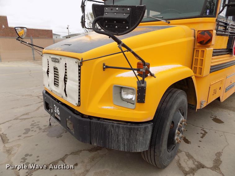 image for item DE1155 2001 Freightliner FS65 Blue Bird school bus