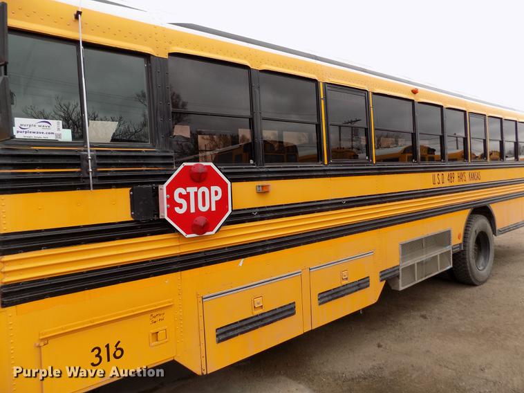 image for item DE1155 2001 Freightliner FS65 Blue Bird school bus