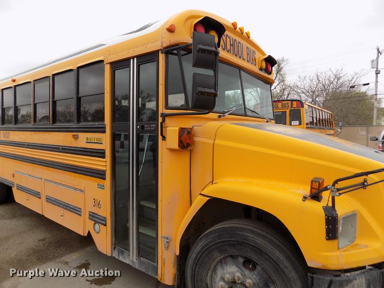 image for item DE1155 2001 Freightliner FS65 Blue Bird school bus