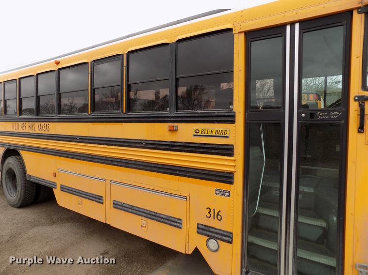 image for item DE1155 2001 Freightliner FS65 Blue Bird school bus