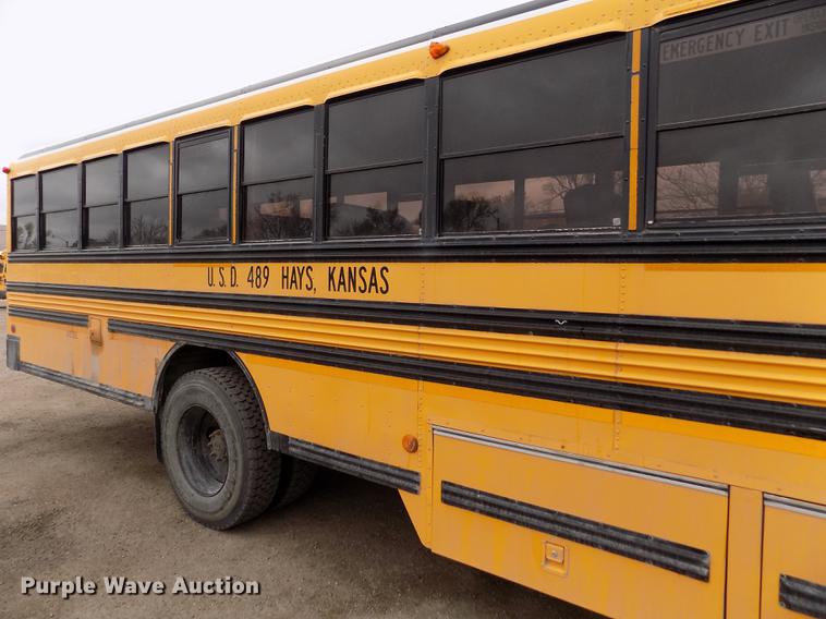 image for item DE1155 2001 Freightliner FS65 Blue Bird school bus