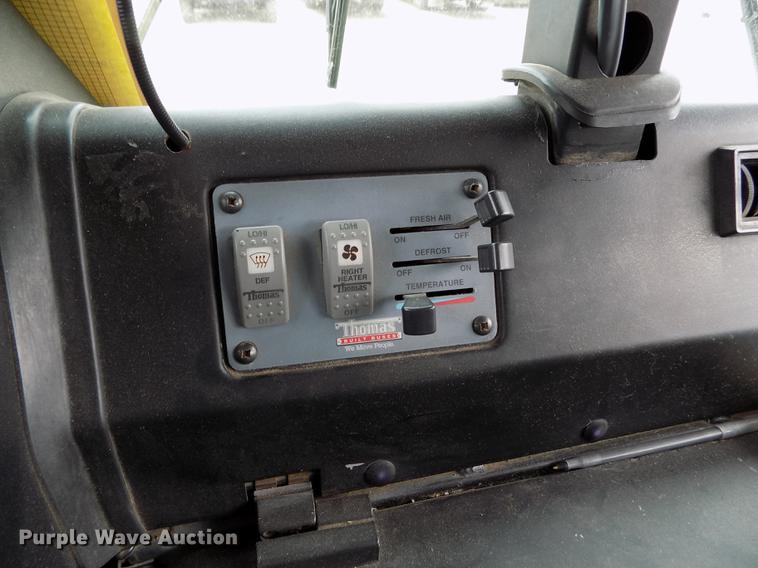 image for item DE1156 2003 Thomas Built Saf-T-Liner MVP EF school bus