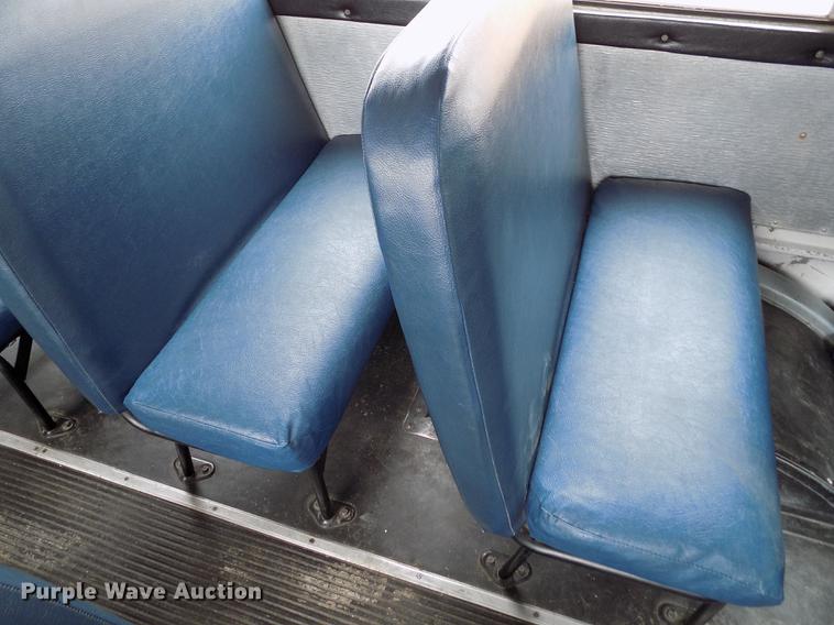 image for item DE1156 2003 Thomas Built Saf-T-Liner MVP EF school bus