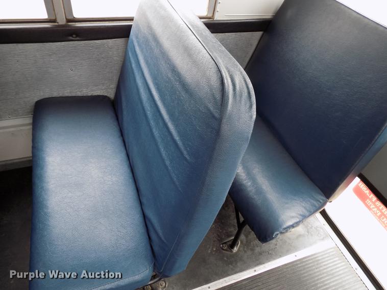 image for item DE1156 2003 Thomas Built Saf-T-Liner MVP EF school bus