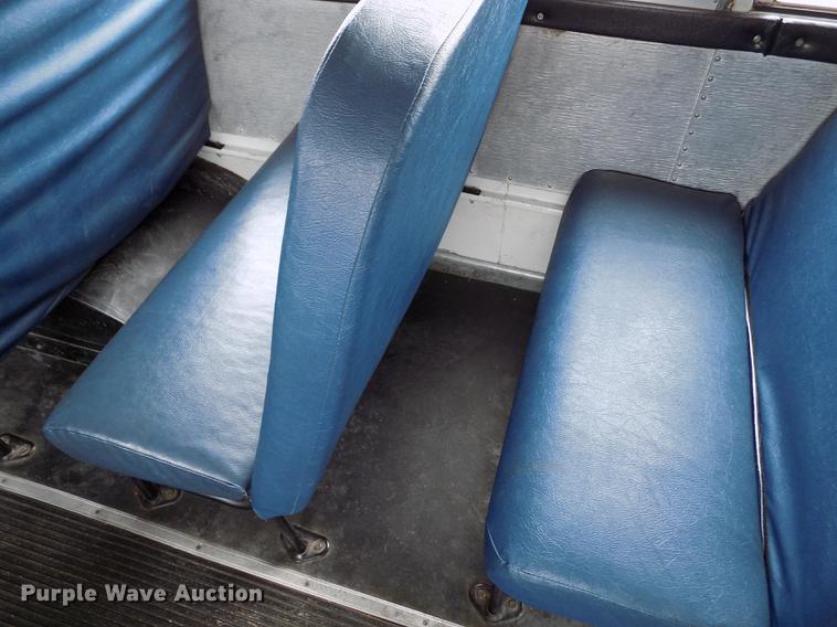 image for item DE1156 2003 Thomas Built Saf-T-Liner MVP EF school bus