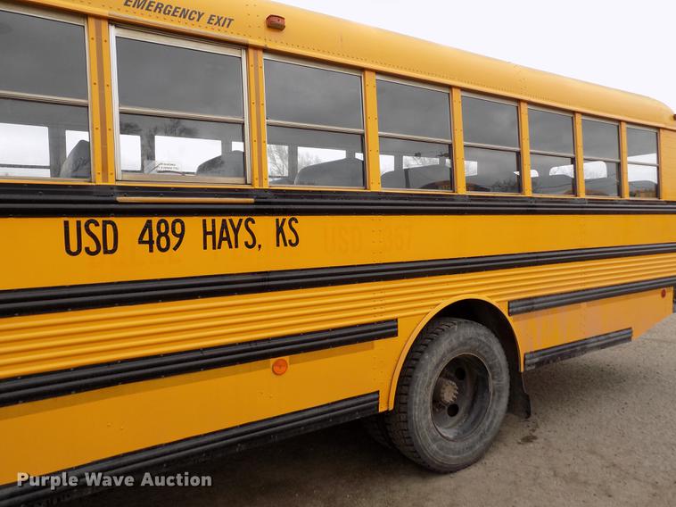 image for item DE1156 2003 Thomas Built Saf-T-Liner MVP EF school bus