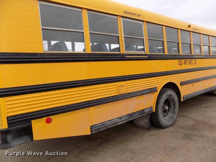 image for item DE1156 2003 Thomas Built Saf-T-Liner MVP EF school bus