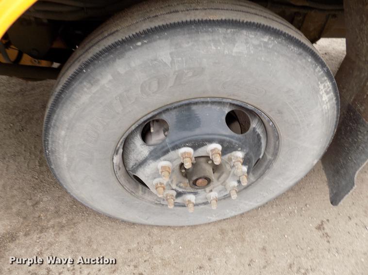 image for item DE1156 2003 Thomas Built Saf-T-Liner MVP EF school bus