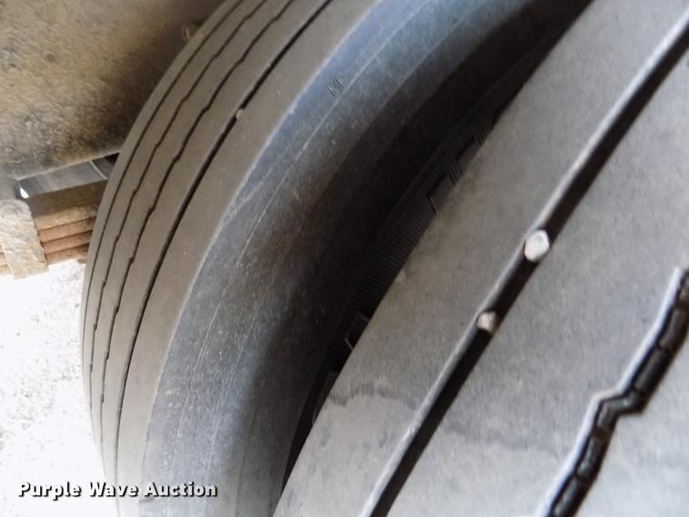 image for item DE1156 2003 Thomas Built Saf-T-Liner MVP EF school bus