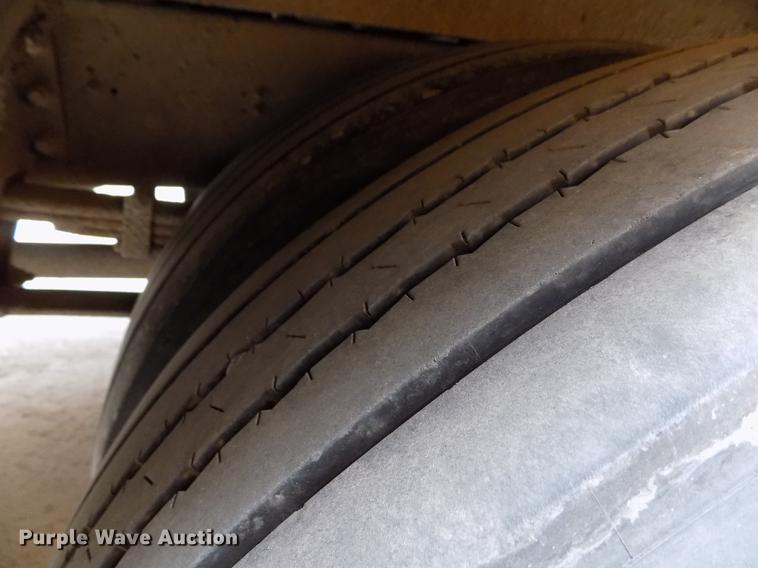 image for item DE1156 2003 Thomas Built Saf-T-Liner MVP EF school bus