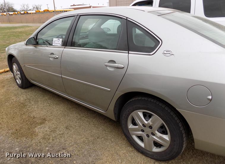 image for item DE1157 2007 Chevrolet Impala LS