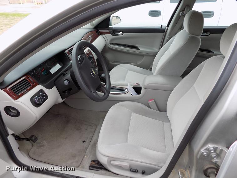 image for item DE1157 2007 Chevrolet Impala LS