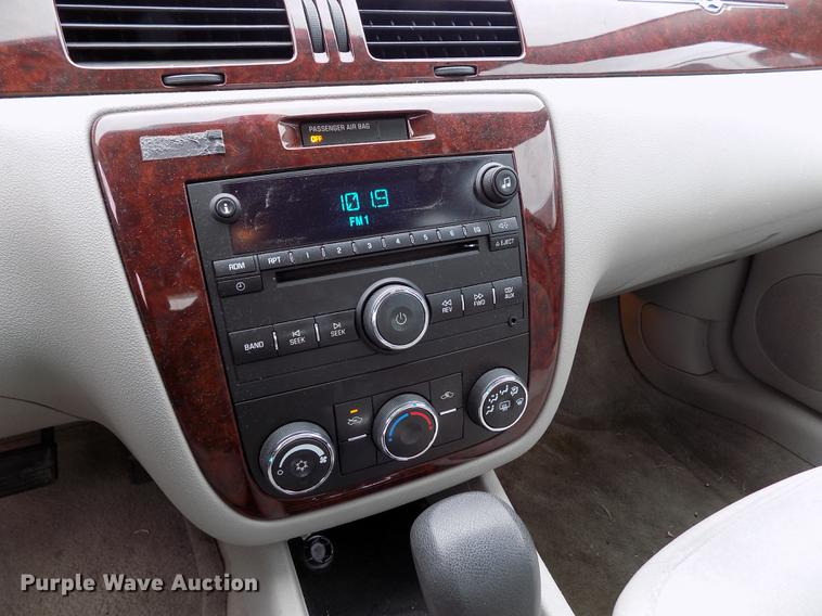 image for item DE1157 2007 Chevrolet Impala LS