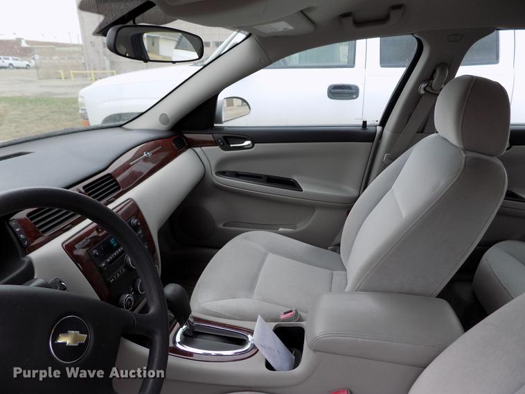 image for item DE1157 2007 Chevrolet Impala LS