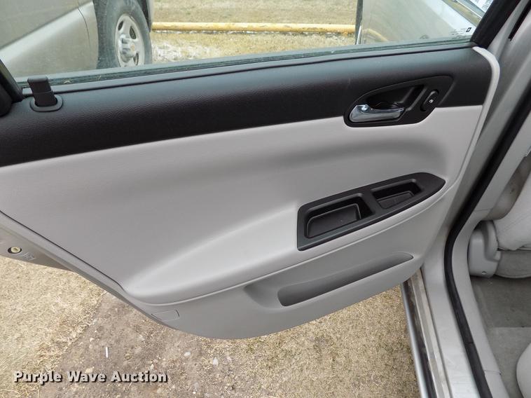 image for item DE1157 2007 Chevrolet Impala LS