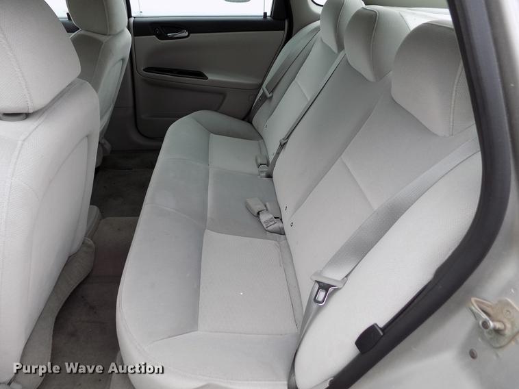 image for item DE1157 2007 Chevrolet Impala LS